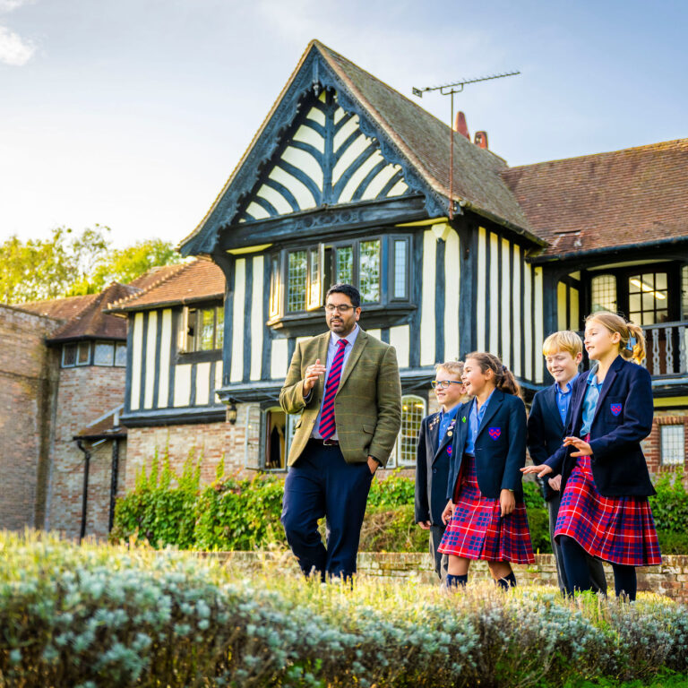 Visit the OPS school near reading, Oxfordshire